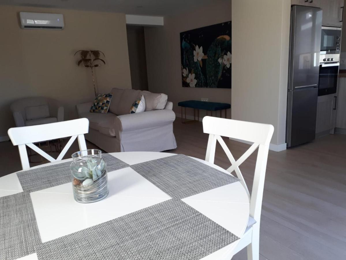 Casa La Palmera - Solo Familias Y Parejas Conil De La Frontera Luaran gambar